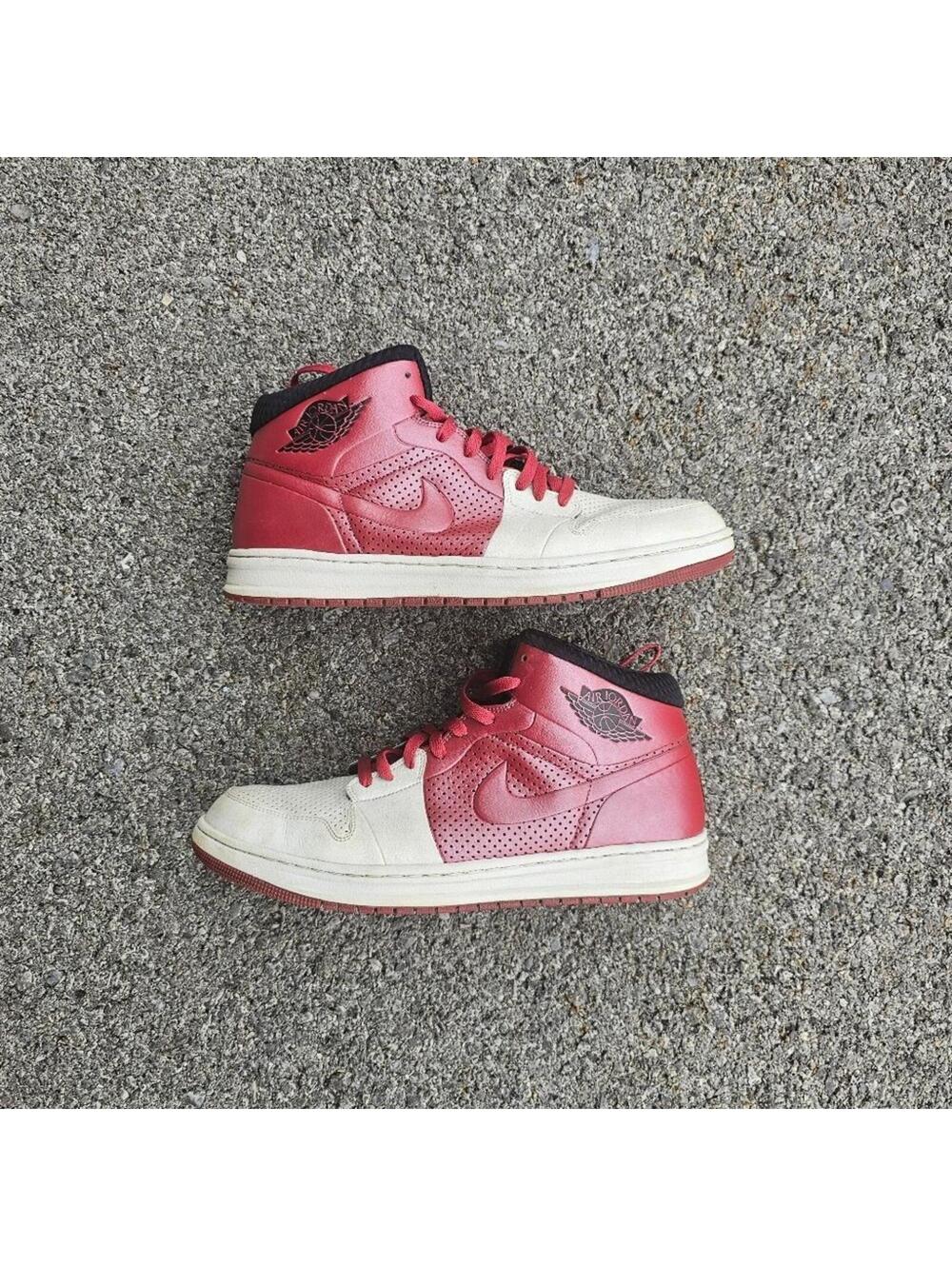 Nike Air Jordan Alpha 1 'W3lcome Home' basketball  sz 12 US